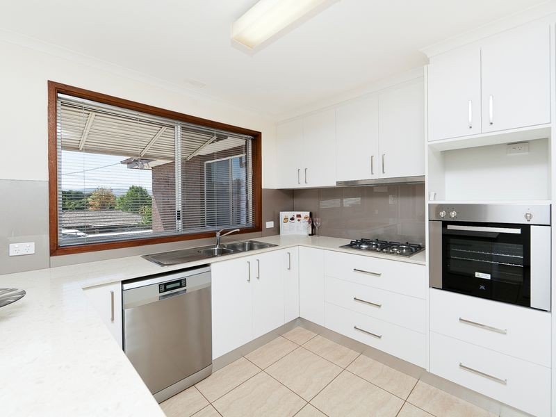 19 Clive Steele Avenue, Monash ACT 2904