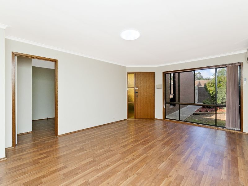 8/21 Jessup Place, Phillip ACT 2606