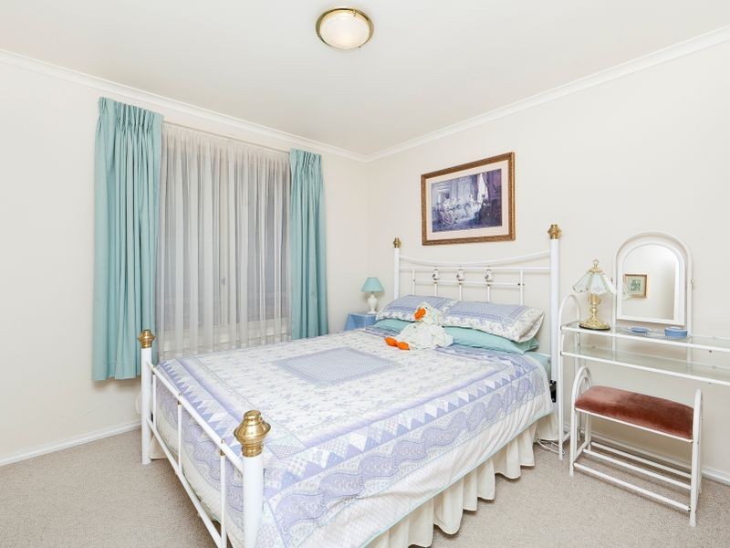 11 Marilyn Place, Queanbeyan NSW 2620