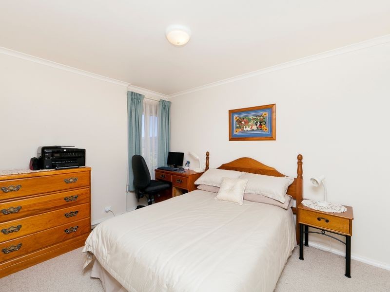11 Marilyn Place, Queanbeyan NSW 2620