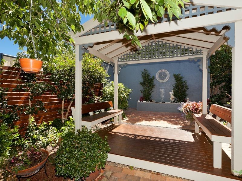 11 Marilyn Place, Queanbeyan NSW 2620