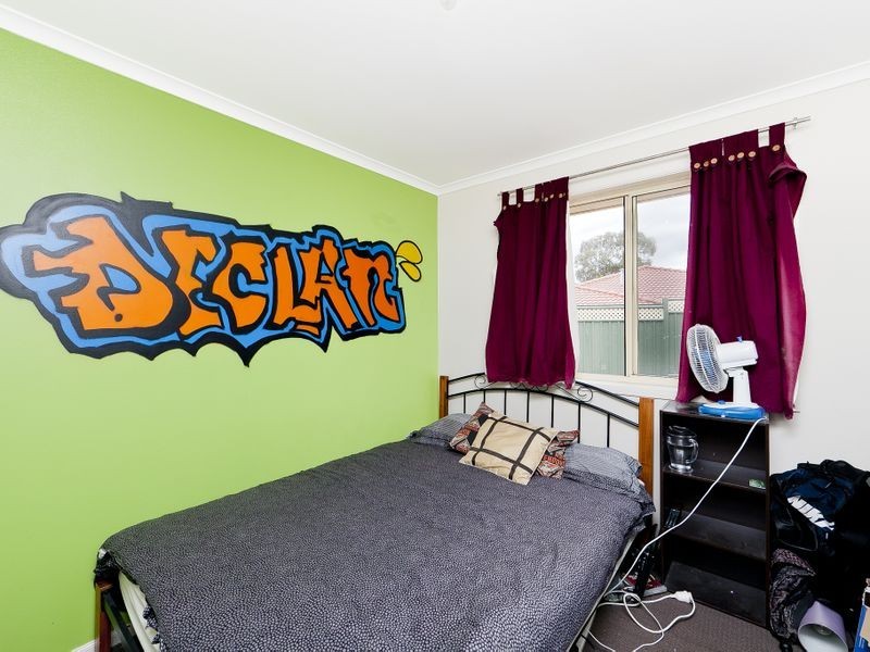 16 Menzies Court, Banks ACT 2906