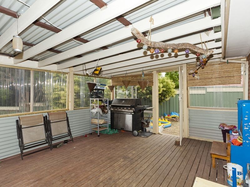 16 Menzies Court, Banks ACT 2906