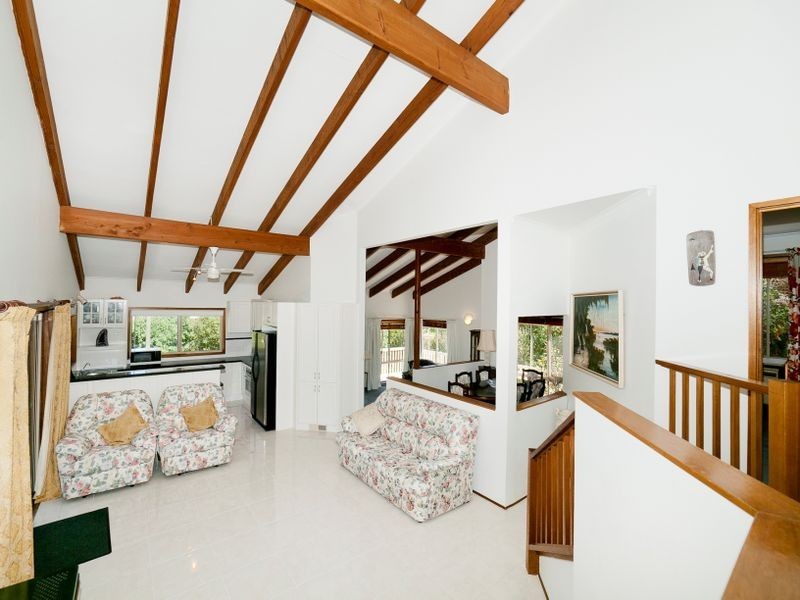 8 Ebsworth Close, Macarthur ACT 2904