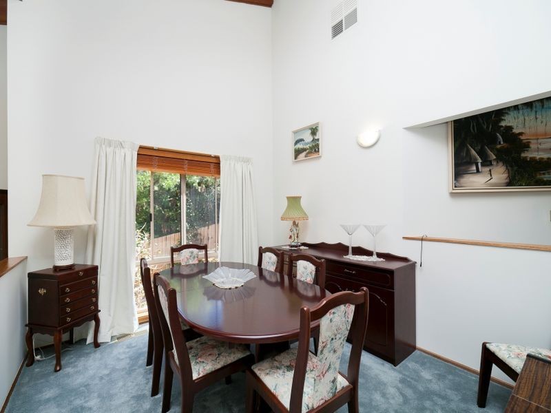 8 Ebsworth Close, Macarthur ACT 2904