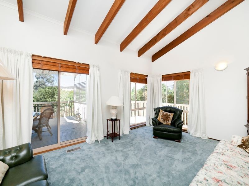 8 Ebsworth Close, Macarthur ACT 2904