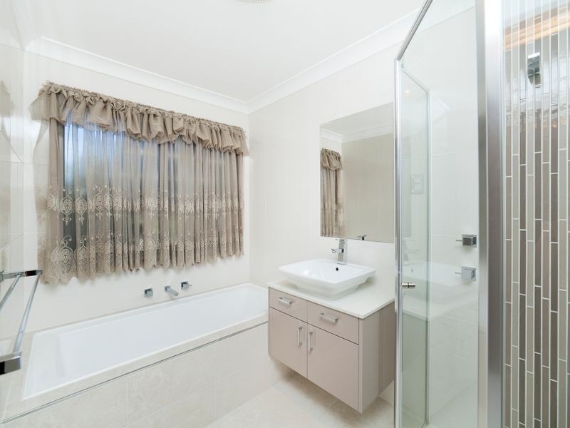 8 Ebsworth Close, Macarthur ACT 2904