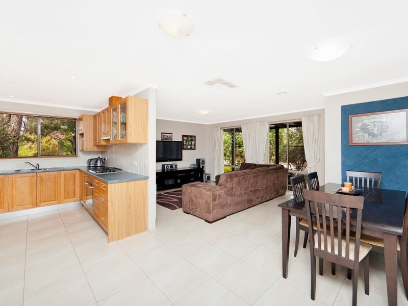 23 Sherwood Circuit, Gordon ACT 2906