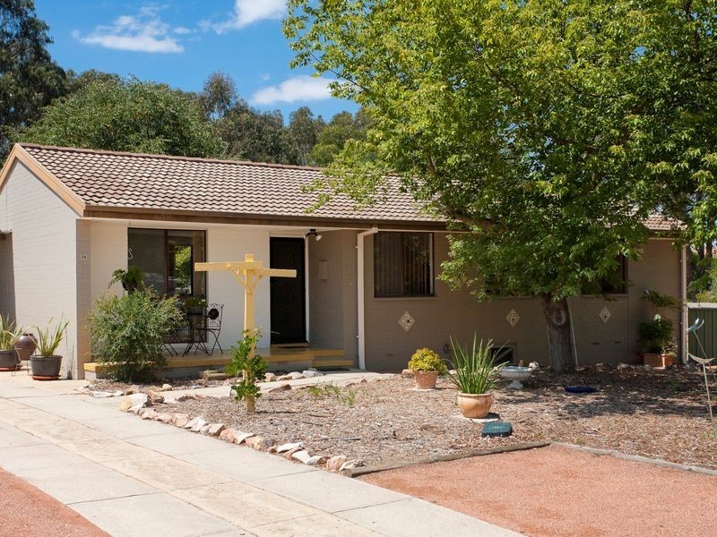 54 Tepper Circuit, Kambah ACT 2902