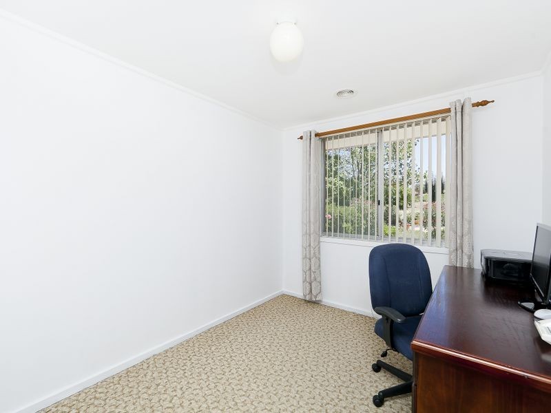 18 Cutbush Street, Kambah ACT 2902
