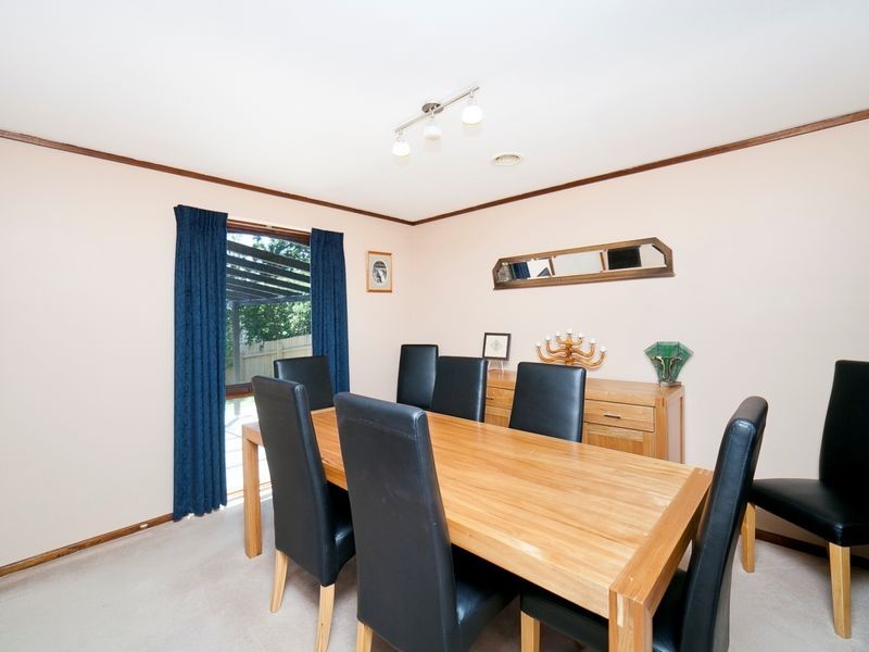 9 Wray Place, Gowrie ACT 2904