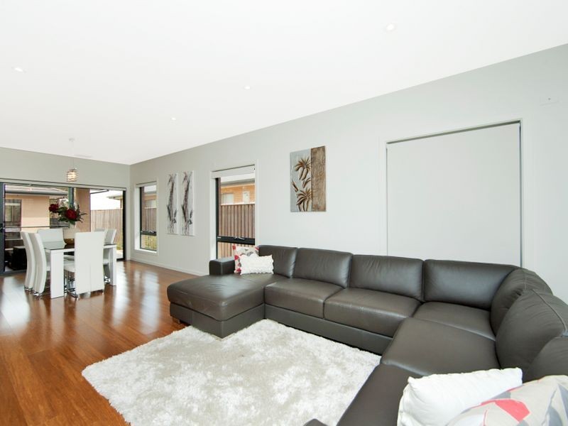 5 Victoria Owen Circuit, Casey ACT 2913