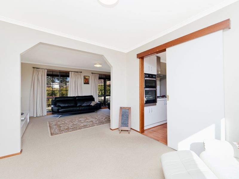12 Casey Crescent, Calwell ACT 2905