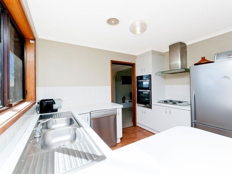 12 Casey Crescent, Calwell ACT 2905