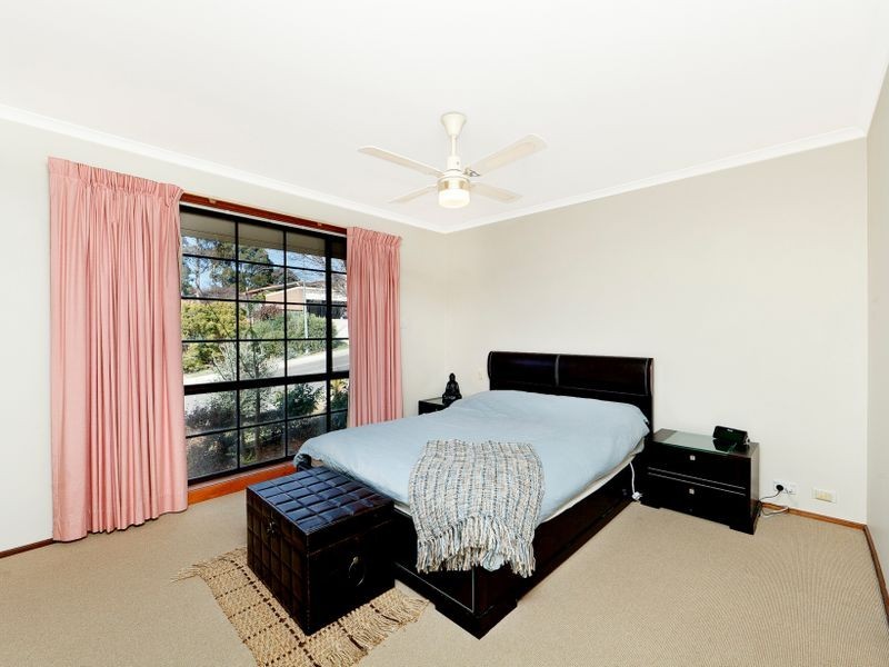 12 Casey Crescent, Calwell ACT 2905