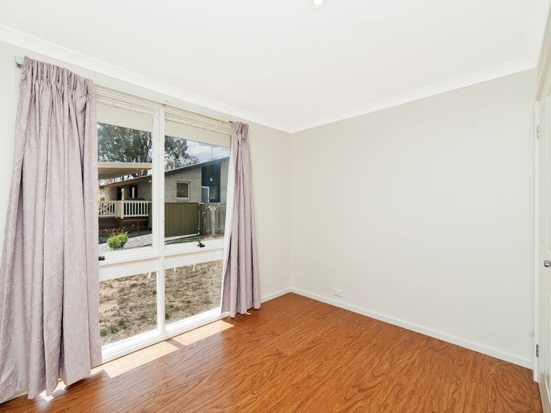 8 Harland Place, Flynn ACT 2615