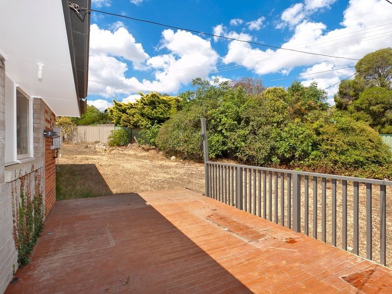 8 Harland Place, Flynn ACT 2615