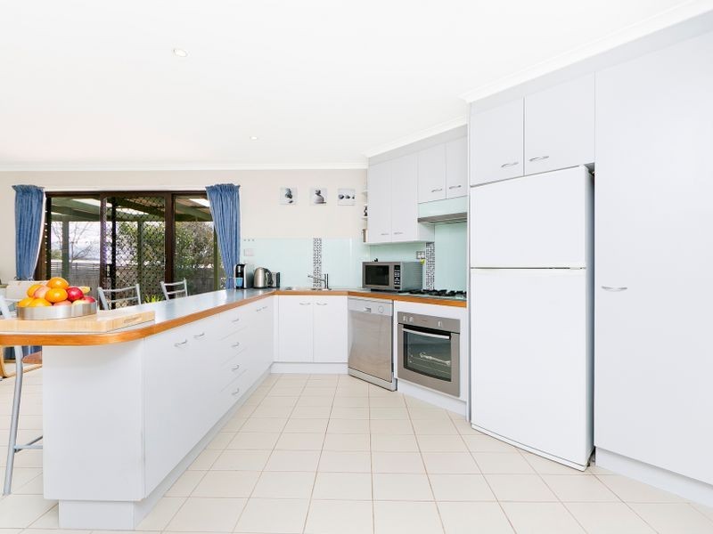 8 Hadleigh Circuit, Isabella Plains ACT 2905