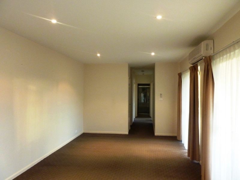 25/2 Eileen Good Street, Greenway ACT 2900