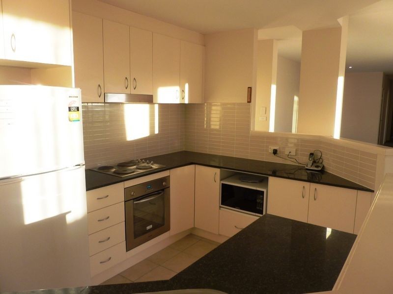 25/2 Eileen Good Street, Greenway ACT 2900