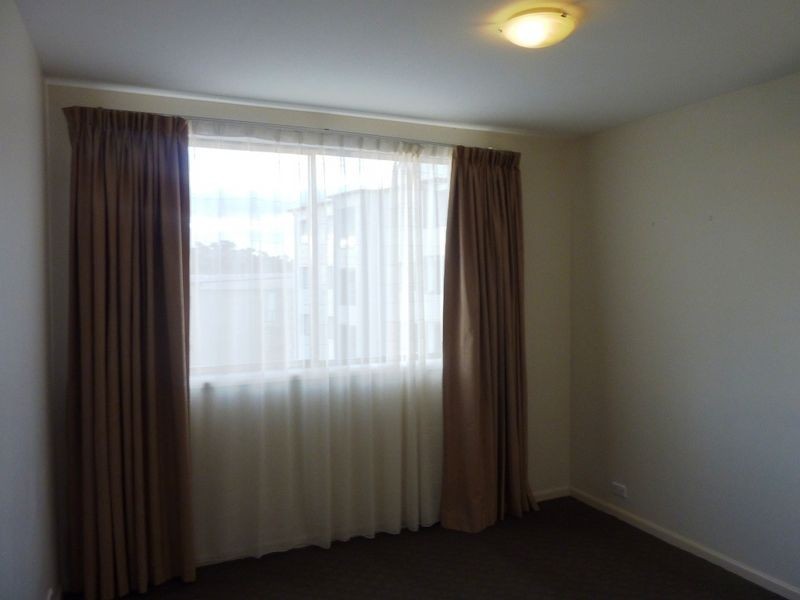 25/2 Eileen Good Street, Greenway ACT 2900