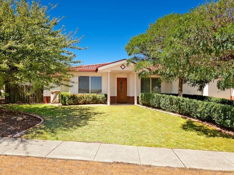 95 James Smith Circuit, Conder ACT 2906