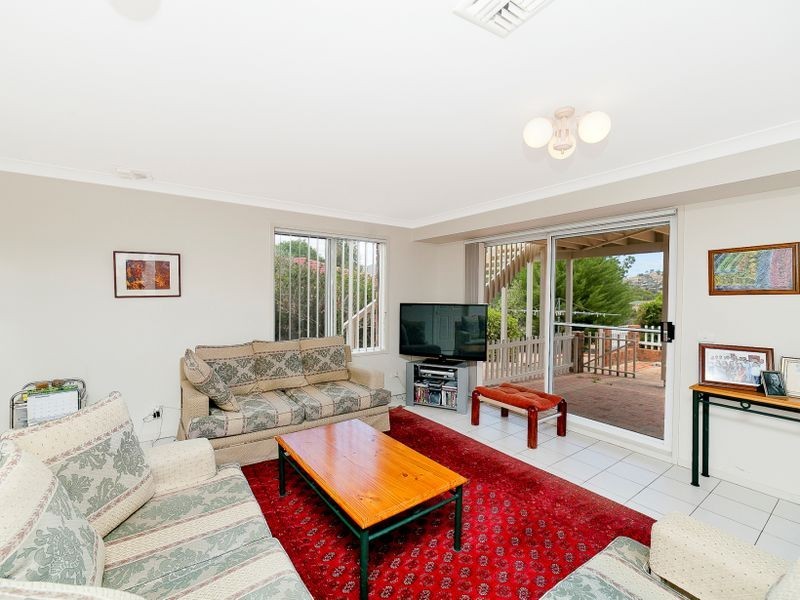 30 Fingleton Crescent, Gordon ACT 2906