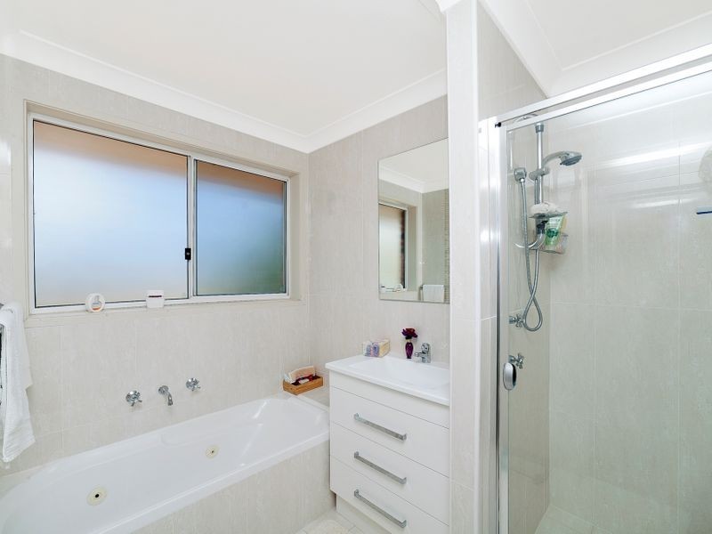 30 Fingleton Crescent, Gordon ACT 2906