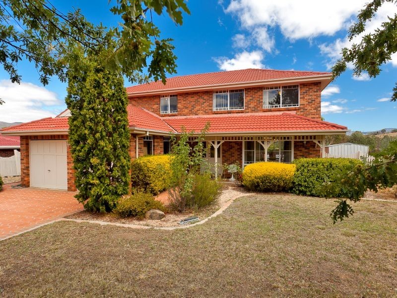 30 Fingleton Crescent, Gordon ACT 2906