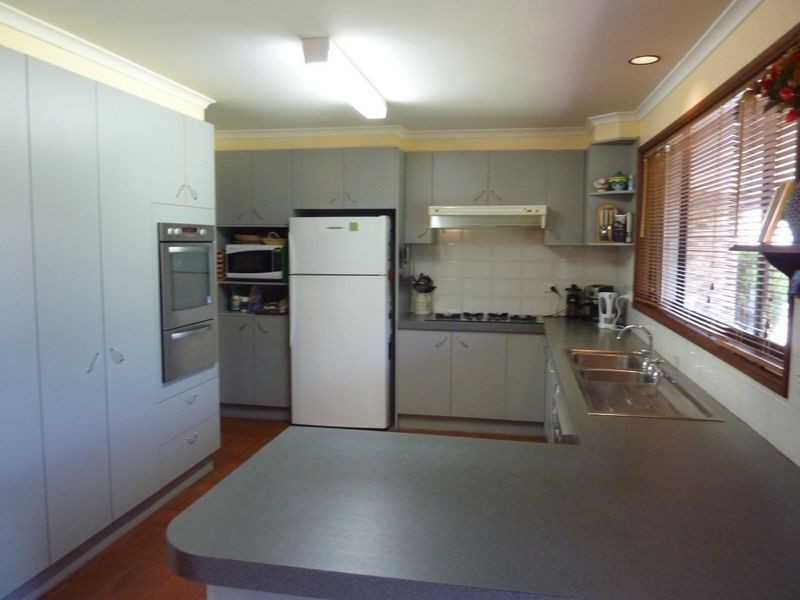 6 Bews Place, Bonython ACT 2905