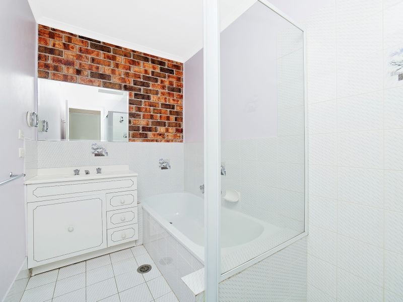 7 Clamp Place, Greenway ACT 2900