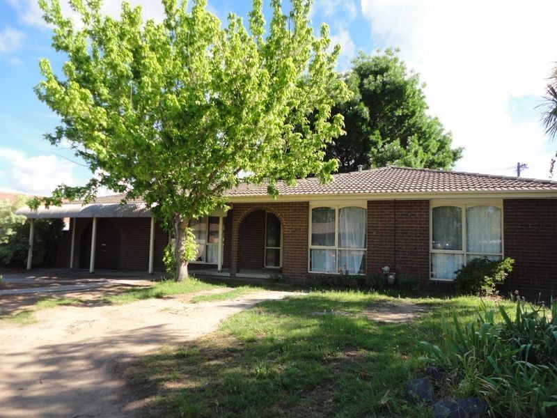 8 Longman Street, Richardson ACT 2905