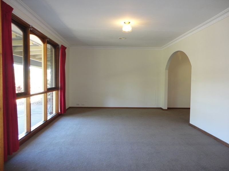 8 Longman Street, Richardson ACT 2905