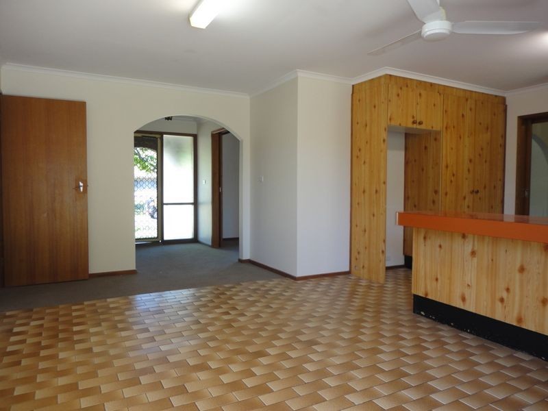 8 Longman Street, Richardson ACT 2905