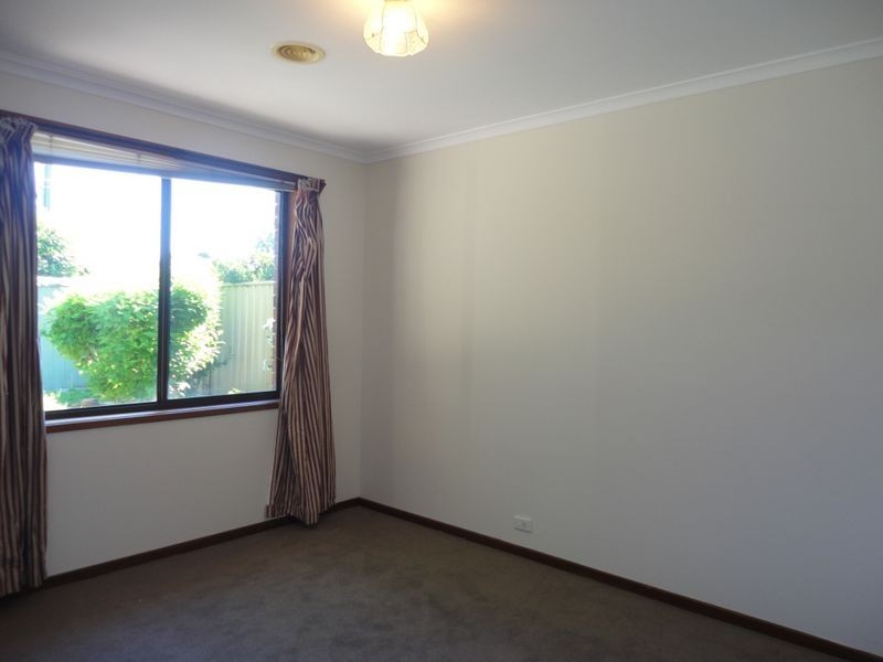 8 Longman Street, Richardson ACT 2905