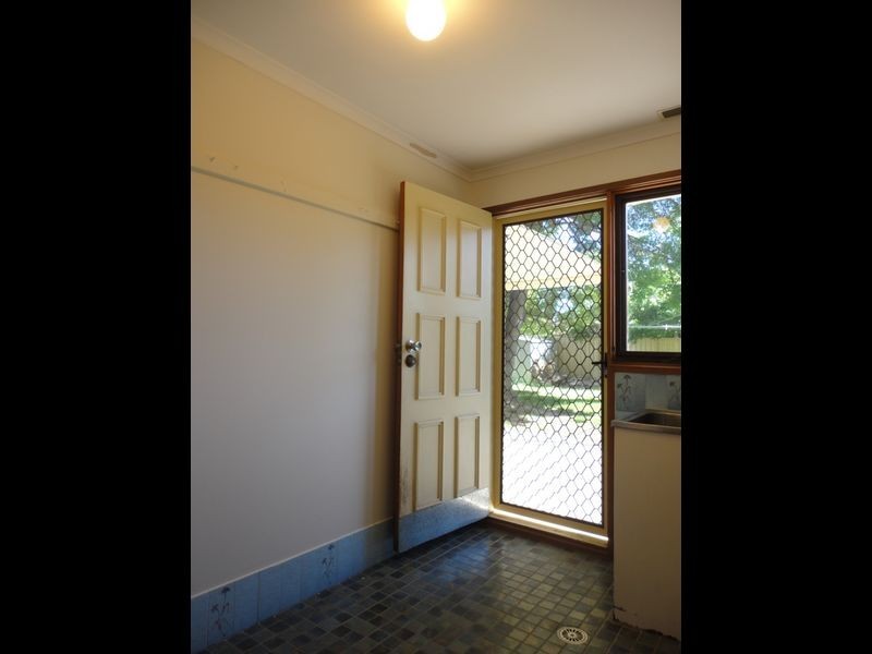 8 Longman Street, Richardson ACT 2905