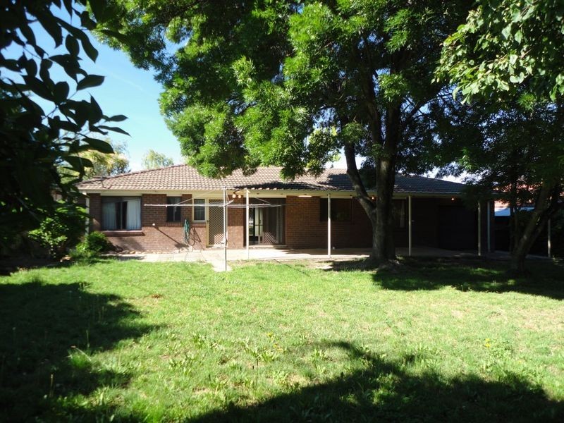 8 Longman Street, Richardson ACT 2905