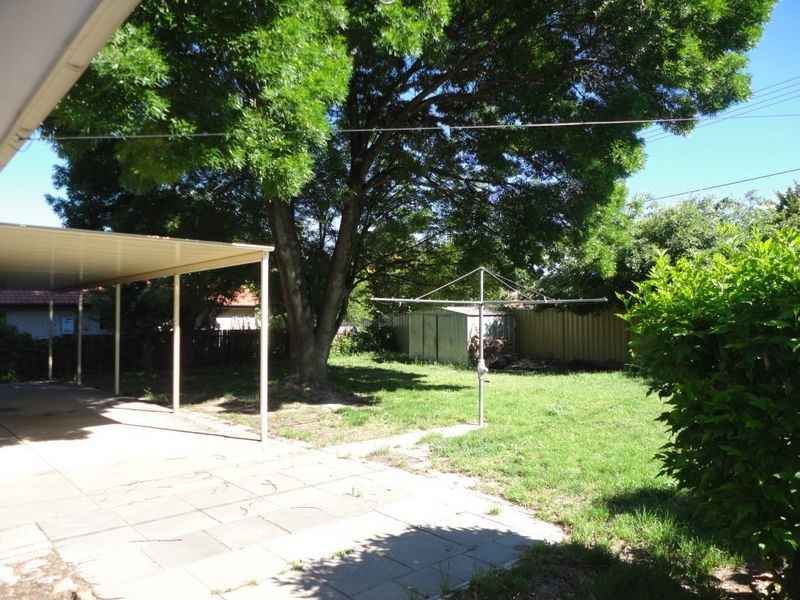 8 Longman Street, Richardson ACT 2905