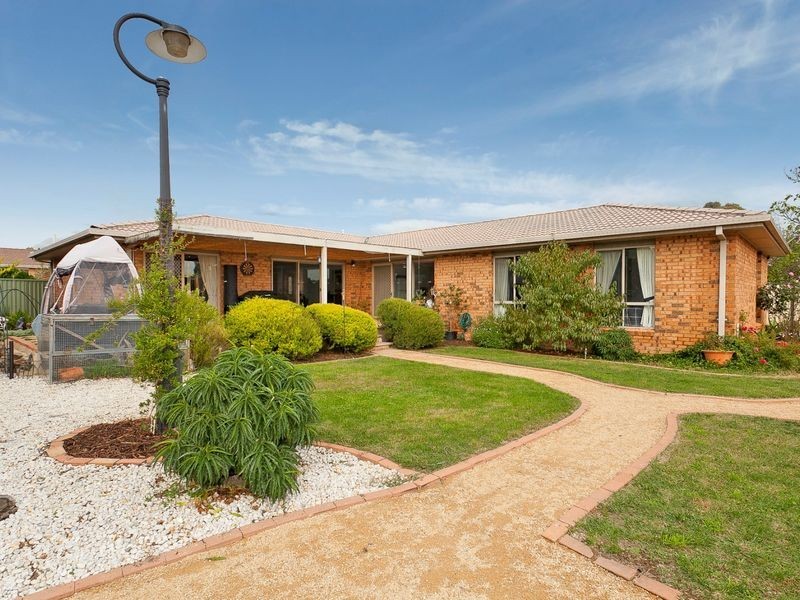 21 Hingston Place, Bonython ACT 2905