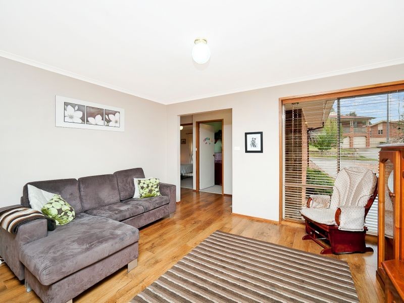 7 McVilly Close, Gordon ACT 2906