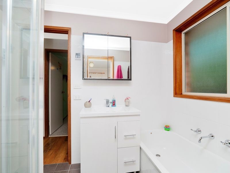 7 McVilly Close, Gordon ACT 2906