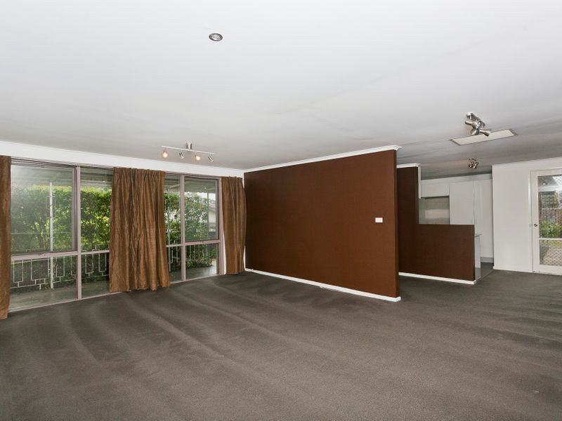 41 Blackwood Terrace, Holder ACT 2611