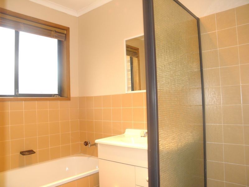 1 Moloney Close, Calwell ACT 2905