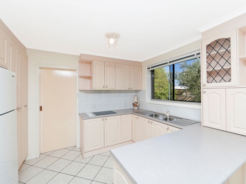 4 Pring Place, Latham ACT 2615