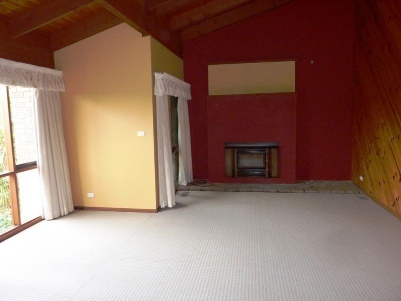 13 Hardie Place, Macarthur ACT 2904