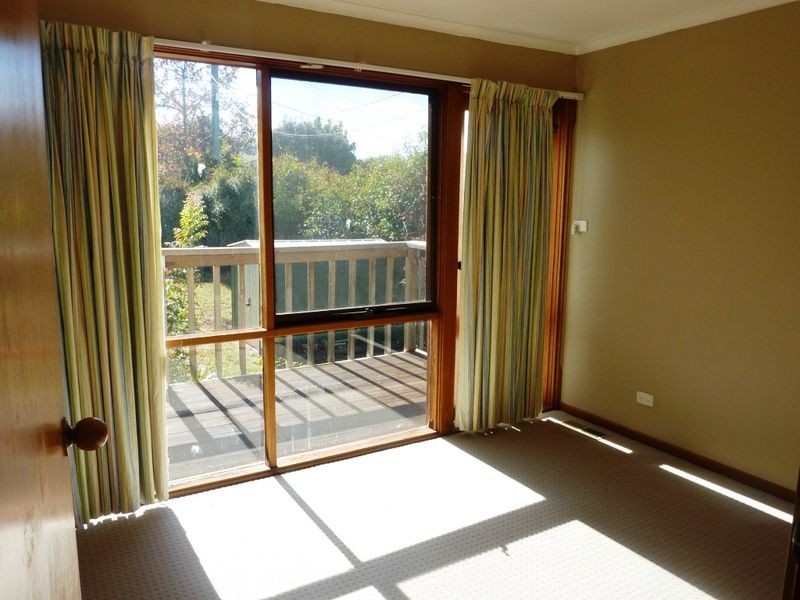 13 Hardie Place, Macarthur ACT 2904