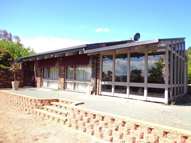 2 Hopkins Street, Weston ACT 2611