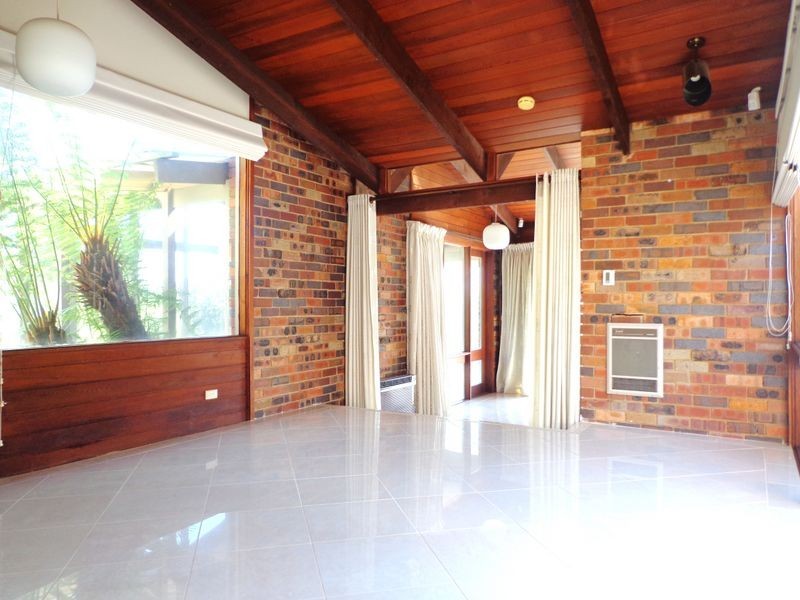 2 Hopkins Street, Weston ACT 2611