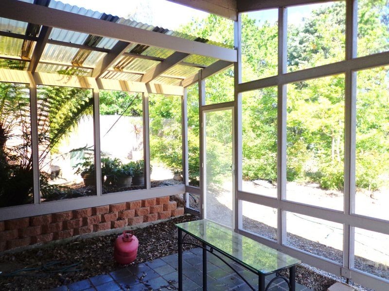 2 Hopkins Street, Weston ACT 2611