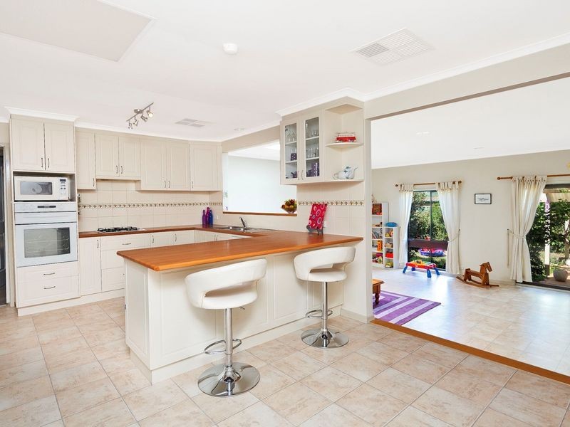 83 Wheeler Crescent, Wanniassa ACT 2903